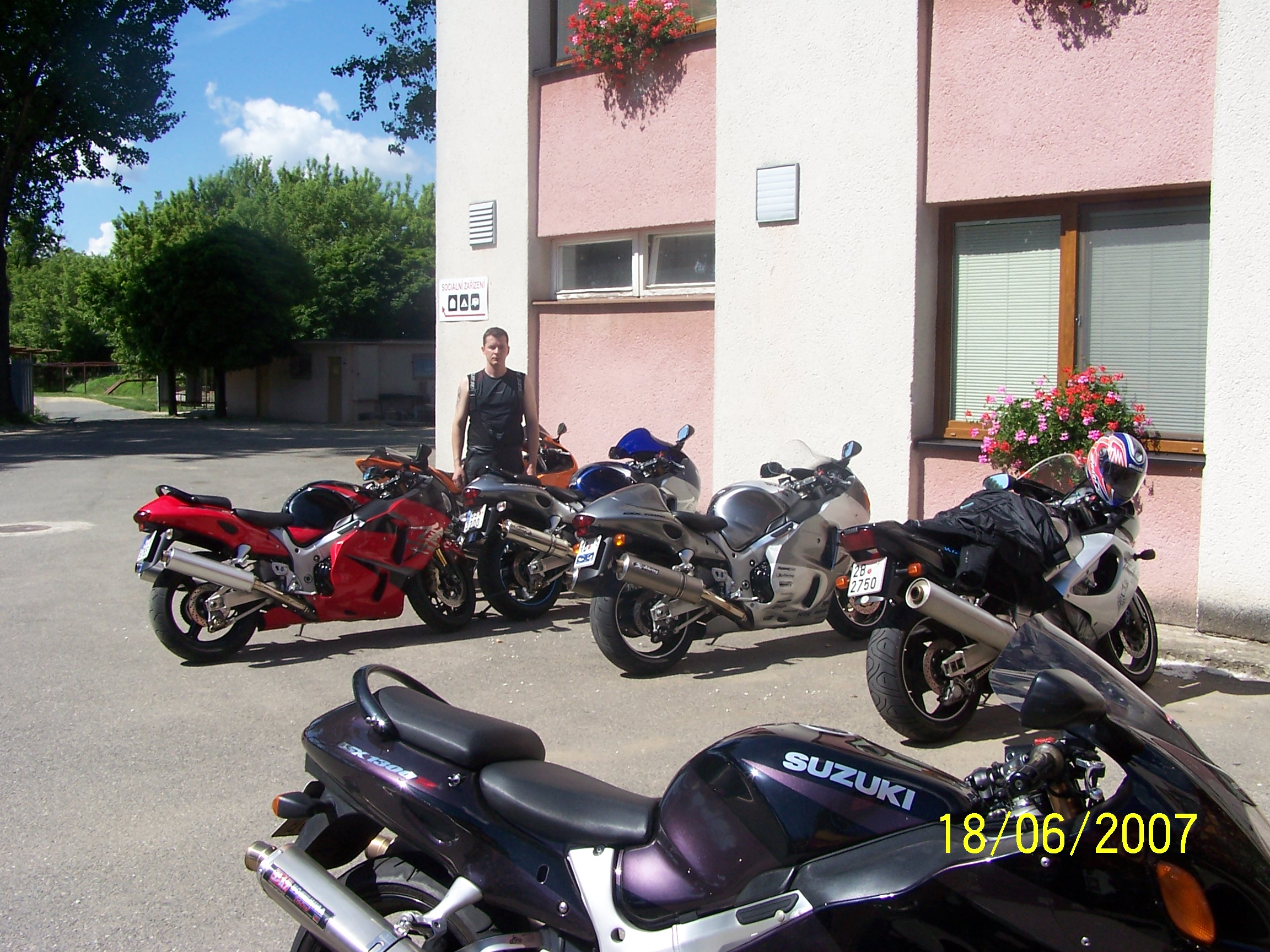 moto sraz.jpg